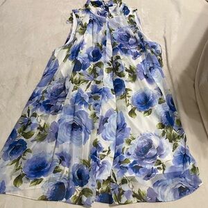 Signature by Robbie Bee Blue and White Floral Dress